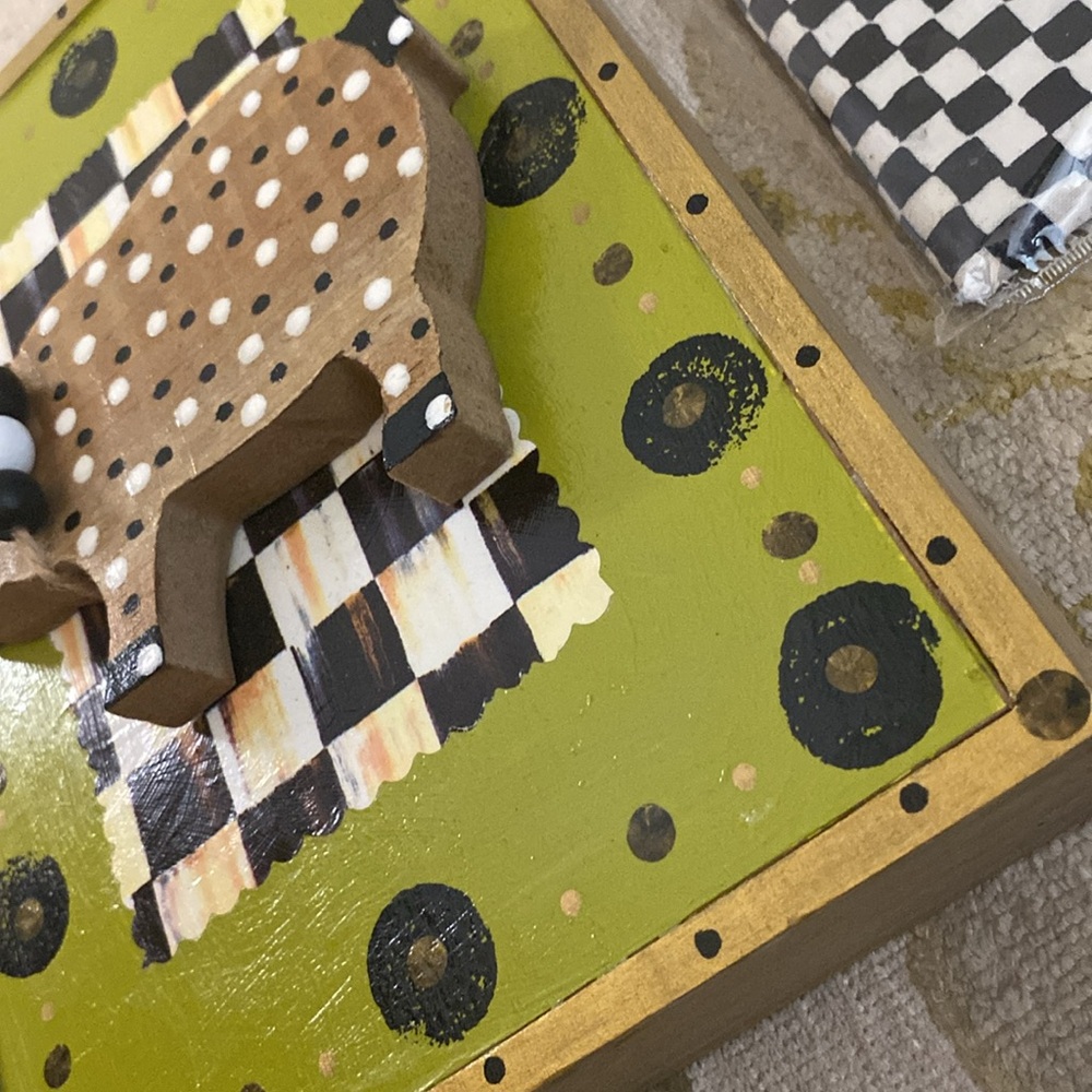 6PC 🐷BUNDLE🐷 —HANDPAINTED- hand made —MKC lovers! Switchplates & hanging decor - Picture 5 of 10